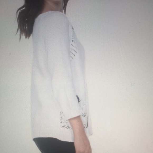 NWT Akira Art to Wear Compassion Pullover size s - Picture 2 of 12